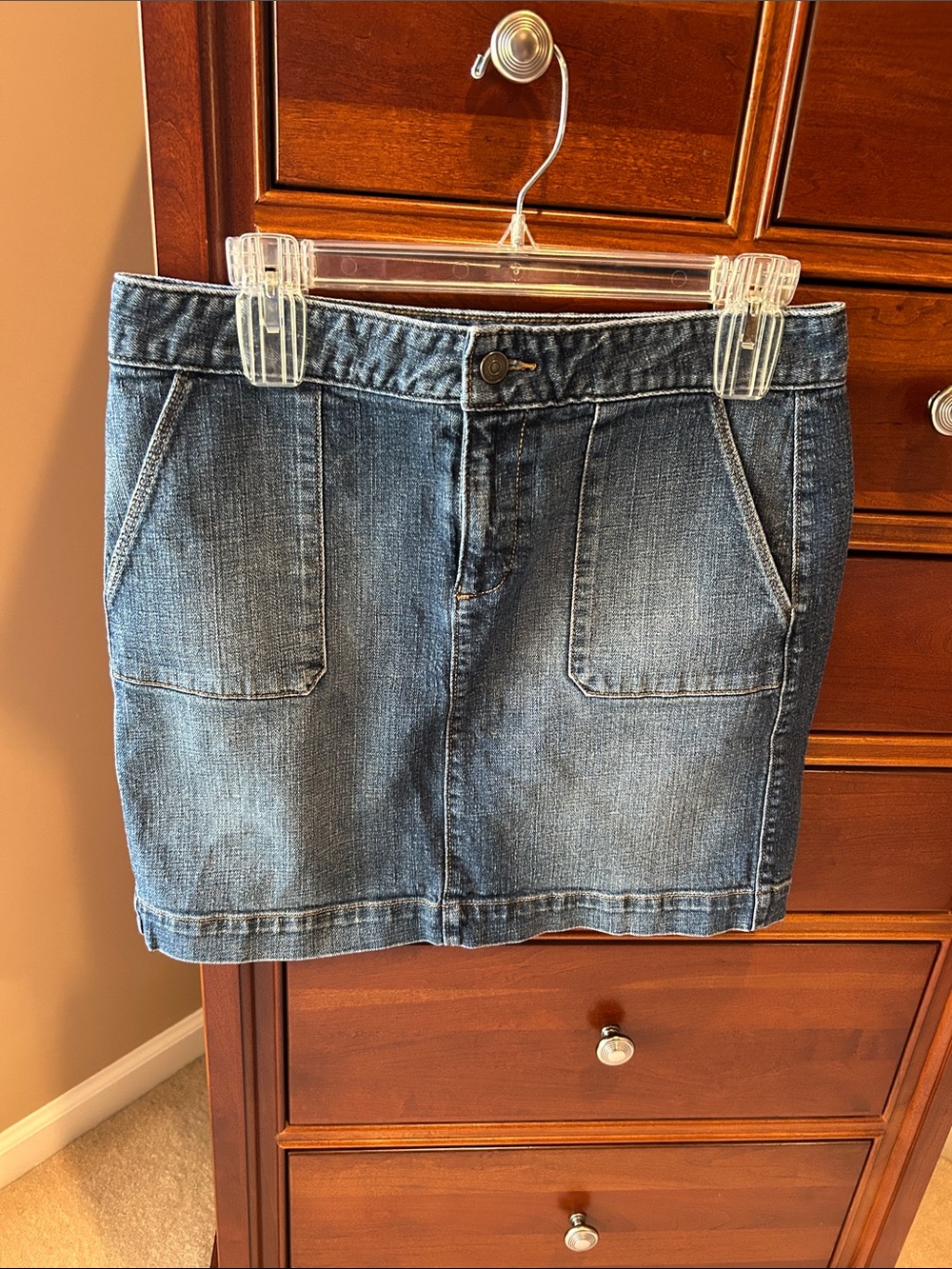 Ann Taylor Loft Denim Mini Skirt - Blue, size 6, front pockets